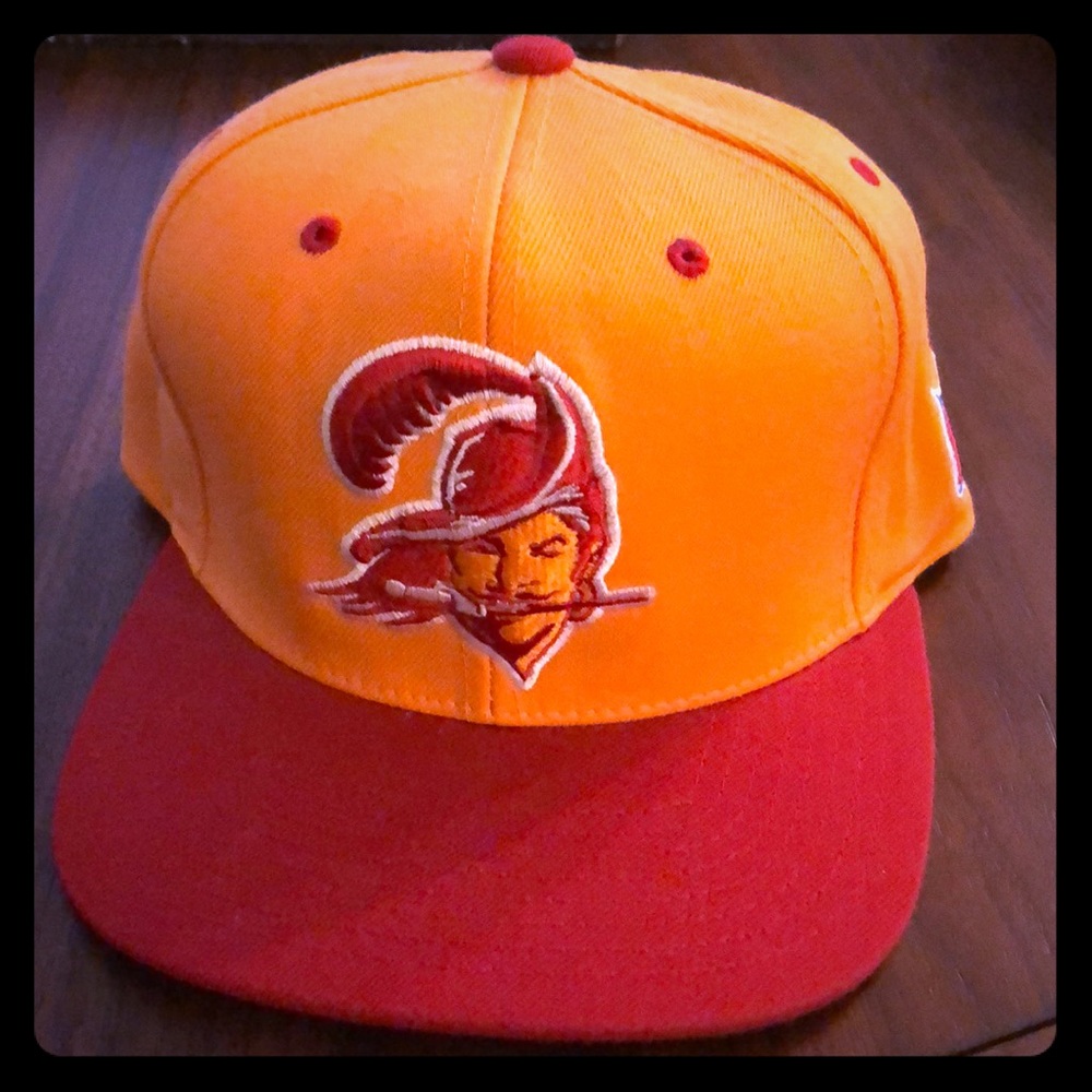 Mitchell & Ness Tampa Bay Bucs Creamsicle Hat